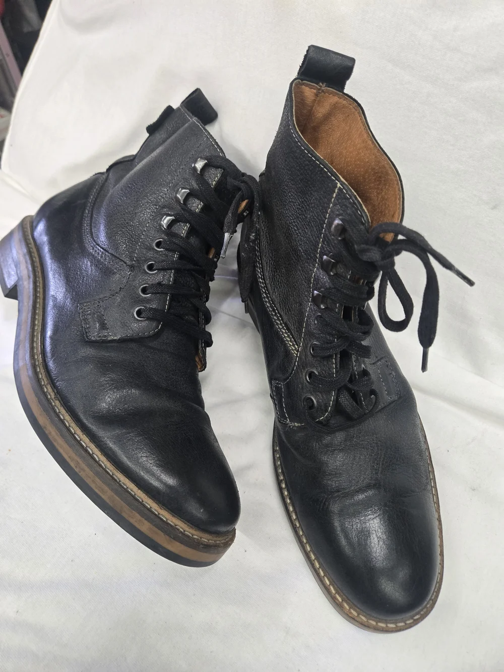 Wolverine Black Leather Chukka Lace-Up Boots